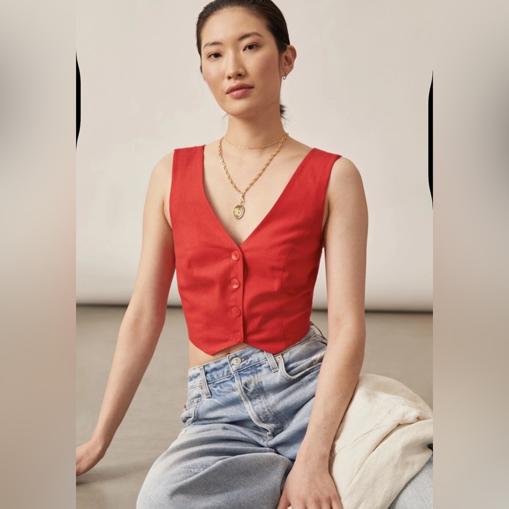 Anthropologie Red Cropped Button Tank